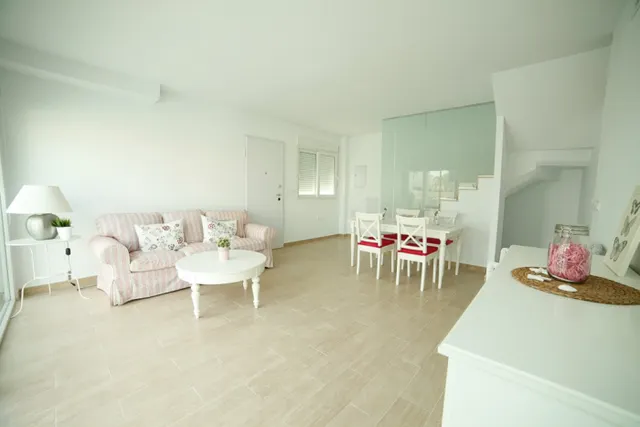 Villa adosada con hasta 4 habitaciones en Gran Alacant — 5