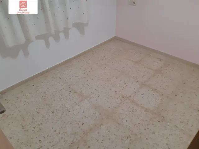 Montijo, piso alquiler, reformado, como nuevo, centrico, muebles nuevos — 10