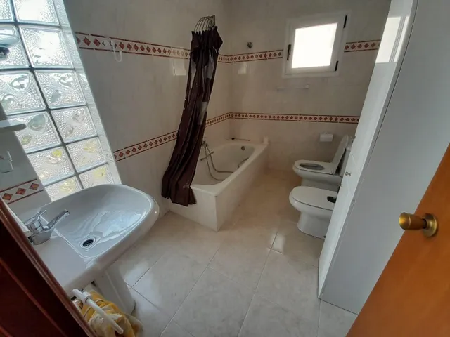 OPORTUNIDAD GRAN CASA DE PUEBLO EN BENISSANET( RIBERA D´EBRE) — 17