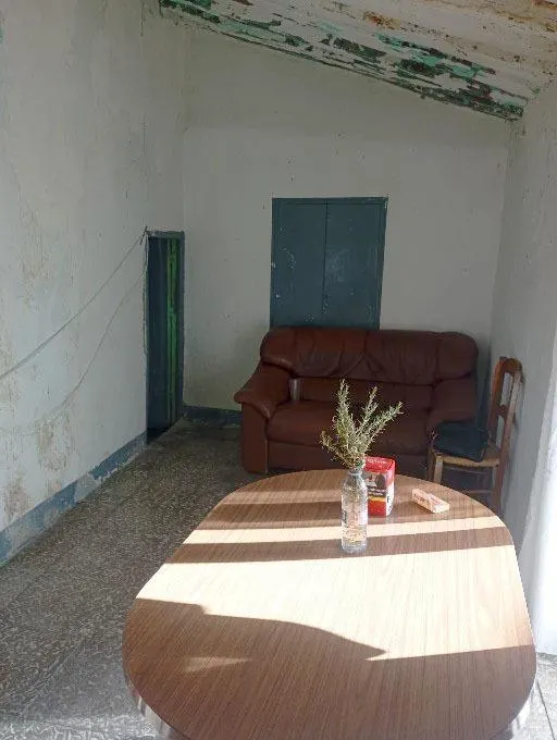 Se vende casa en la población de Lanteira (Granada) de 140 m2 construidos y con 2 plantas. — 10