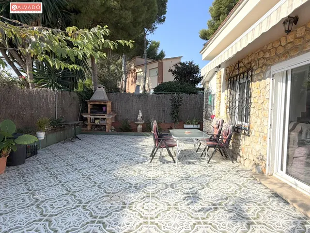 ¡casa independiente de una planta totalmente reformada a 750 m del paseo marítimo de Segur de Calafell! — 7