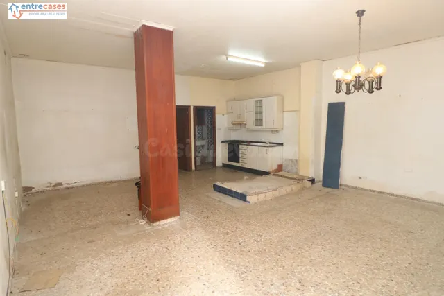 LOCAL COMERCIAL 98 m2 ÚTILES + GRAN ESCAPARATE | SAGUNTO - foto 3
