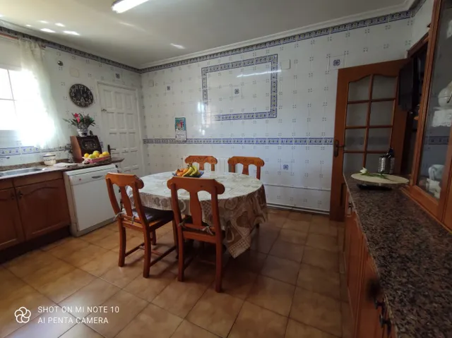 IMPRESIONANTE CHALET EN EL CENTRO DE VENDRELL — 20