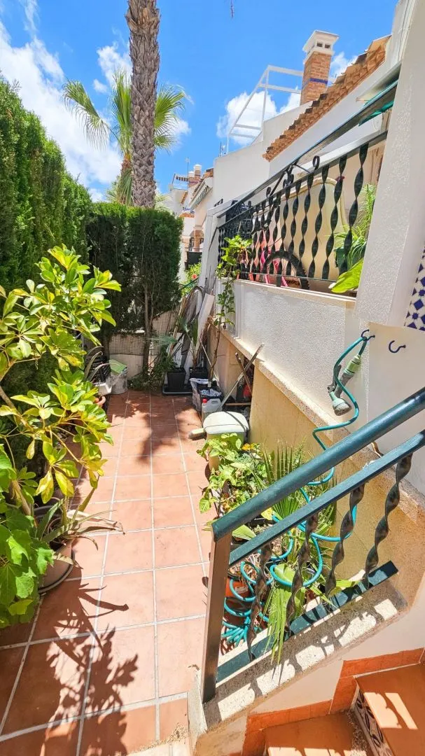 Casa 2 habitaciones 97m² en venta - PAU 8 — 16