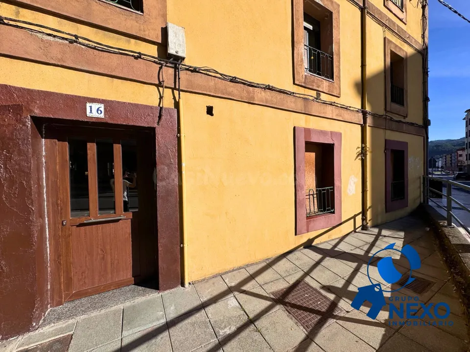 Oportunidad de inversión | vivienda para reformar en el centro de Langreo