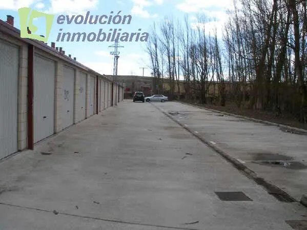 PROMOCION DE 19 VIVIENDAS ADOSADAS EN BRIVIESCA BURGOS — 14
