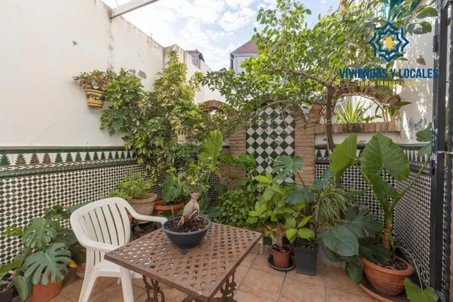 Casa en esquina en venta en Las Gabias — 23