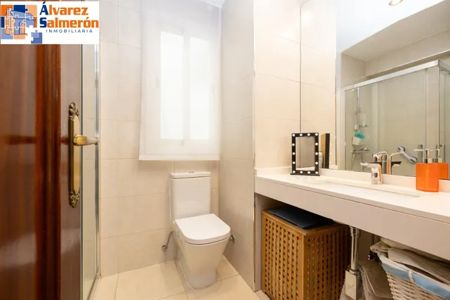 Piso 4 habitaciones 105m² en venta - Realejo — 17