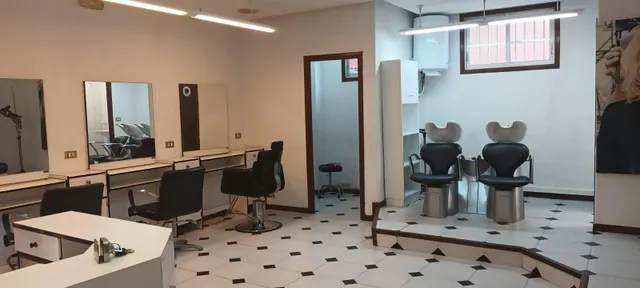 Local comercial en venta en la calle Coruña — 8