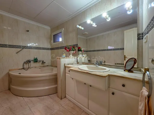 Espectacular casa de 567 m2 con infinitas posibilidades en Almenar — 6