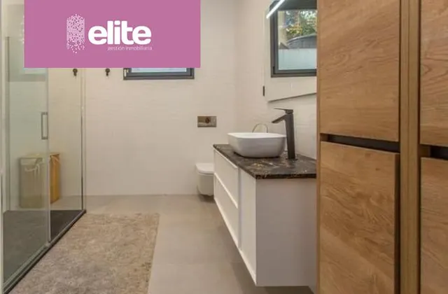 ESPECTACULAR CHALET CON PISCINA EN EL PUERTO DE SANTA MARIA — 47