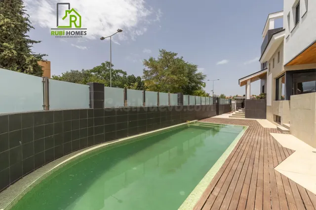 CHALET PREMIUM EN VENTA - OGÍJARES — 4