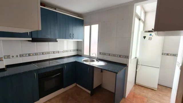 Vivienda con balcón en Alicante a metros del Hospital General Dr. Balmis — 6