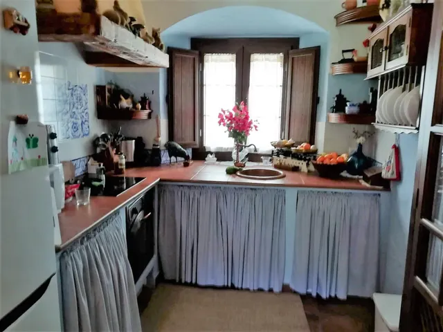 VENTA CASA CON PATIO EN VILLALUENGA DEL ROSARIO — 12