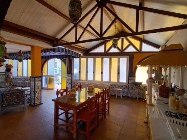 Exclusivo chalet en la prestigiosa zona de El Brillante. — 8