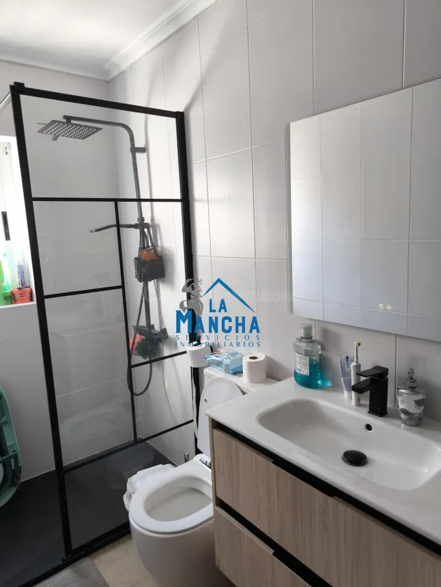 *148.000€* inmobiliaria la mancha vende piso reformado en zona franciscanos de Albacete — 4