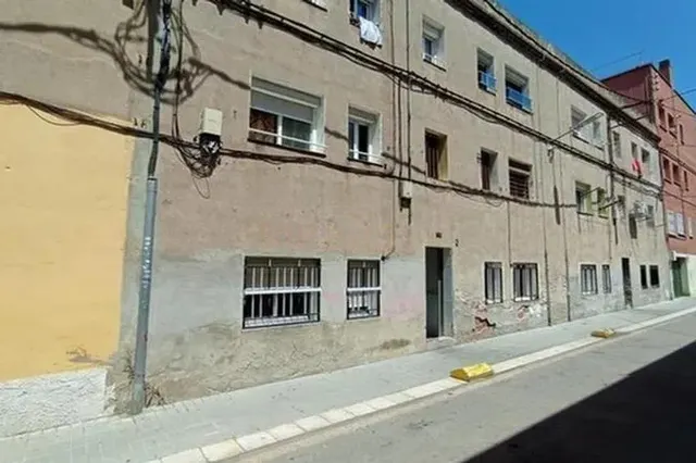 Se vende Piso en Sant Andreu de la Barca (Barcelona). — 3