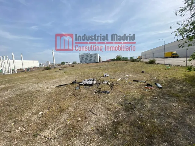 TERRENO INDUSTRIAL EN ALQUILER ZONA LA GAVIA - foto 2