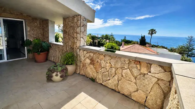 Villa independiente con piscina, jardines y vistas panorámicas al mar y al Teide. — 33