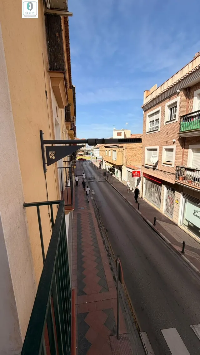 PISO EN EL CENTRO DE ARMILLA — 4