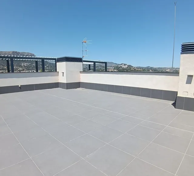 Ático Exclusivo con Vistas a la Playa y Salinas de Calpe — 26