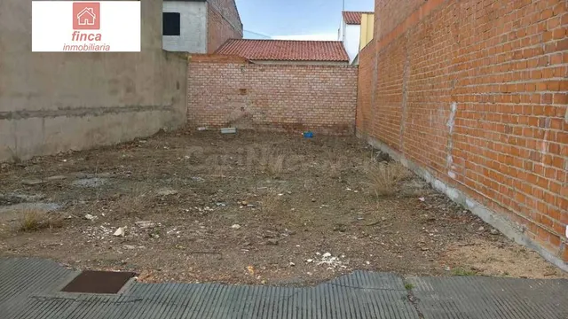 PUEBLA DE LA CALZADA, SOLAR URBANO, EN SANTO TORIBIO LA MEJO