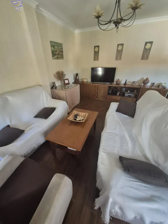SE VENDE CASA EN ZONA DE LA JUNTA DE LOS RÍOS — 3