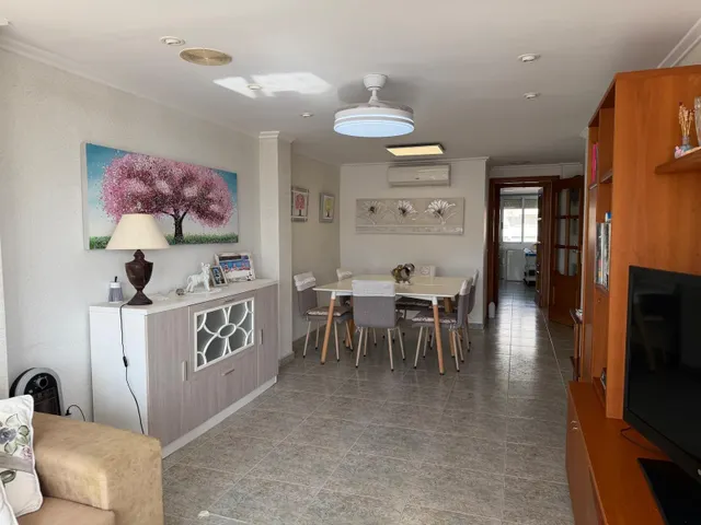 Apartamento en primera línea de playa en gandía con vistas al mar — 9