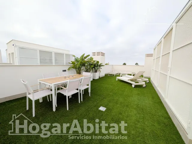 PRECIOSO ÁTICO SEMINUEVO CON PISCINA, GARAJE Y TRASTERO - foto 2
