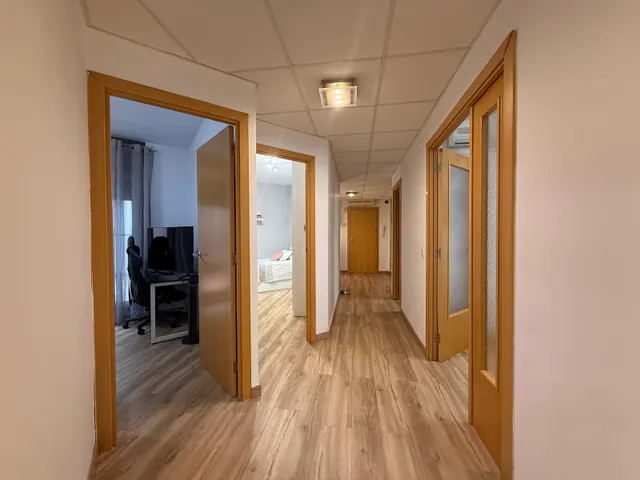 PISO DE 4 DORMITORIOS CON BALCÓN Y PATIO INTERIOR EN VENTA EN LA RÀPITA — 18