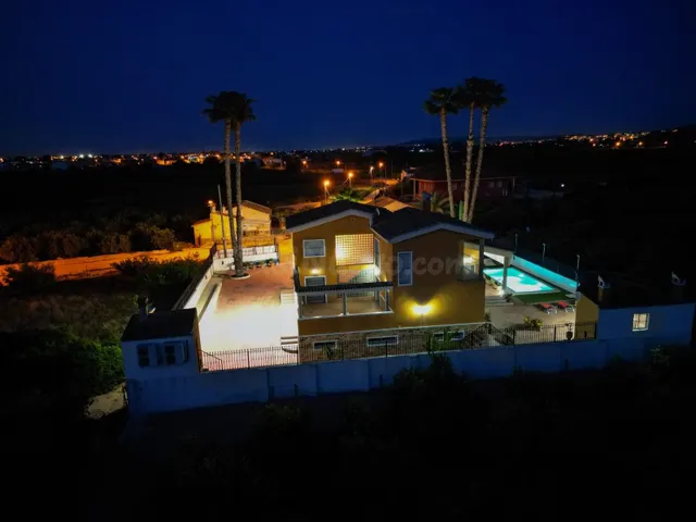 Villa 4 habitaciones 495m² en venta - Desamparados-Hurchillo - foto 4