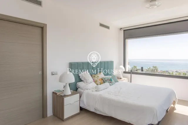 Casa en venta en Sant Vicenç de Montalt con espectaculares vistas al mar — 21