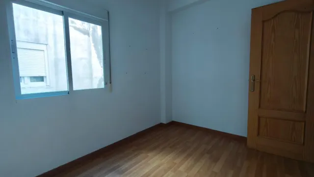 Vivienda con balcón en Alicante a metros del Hospital General Dr. Balmis — 17