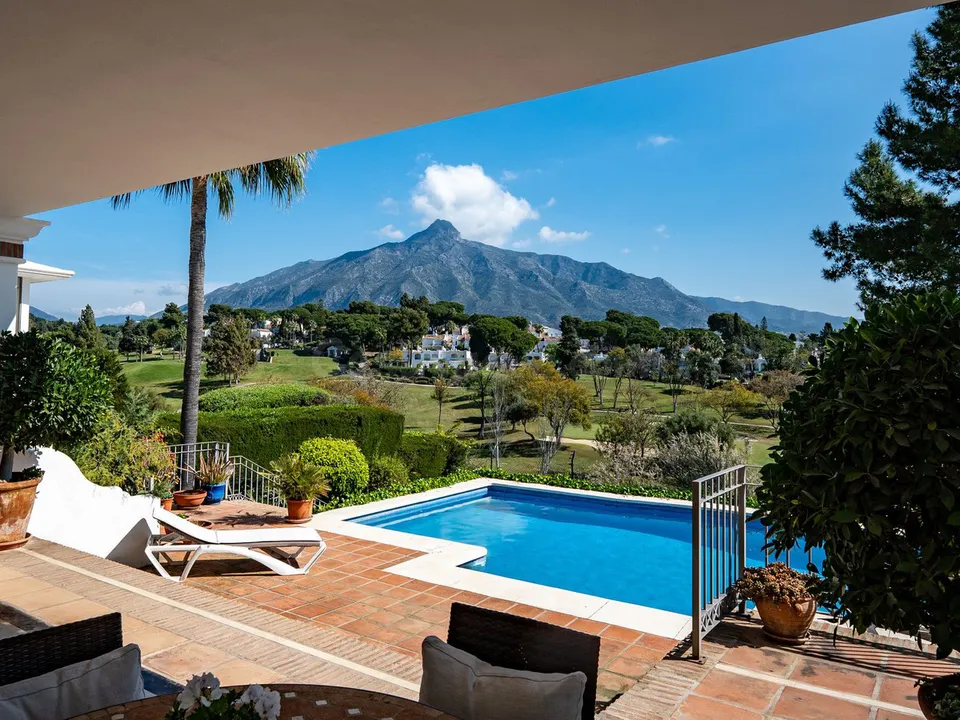 Chalet 7 habitaciones 660m² en venta - Marbella
