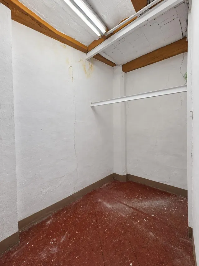 Edificio en venta en pleno centro de Tortosa: local acondicionado, división horizontal y terrado con vistas — 24