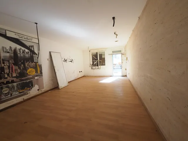 SE VENDE LOFT EN TERRASSA, ZONA LA MAURINA - foto 4