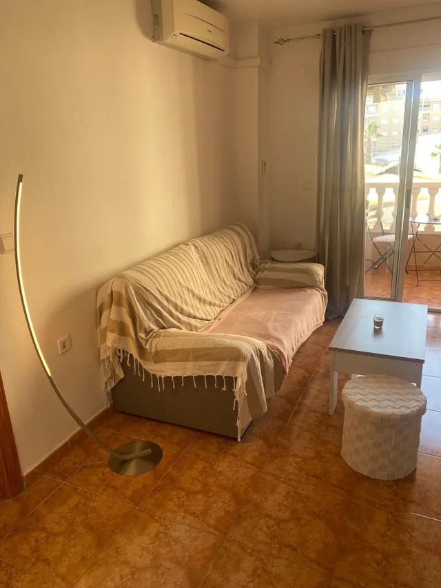 OPORTUNIDAD!!!!! APARTAMENTO CENTRICO CON PISCINA COMUNITARIA — 6