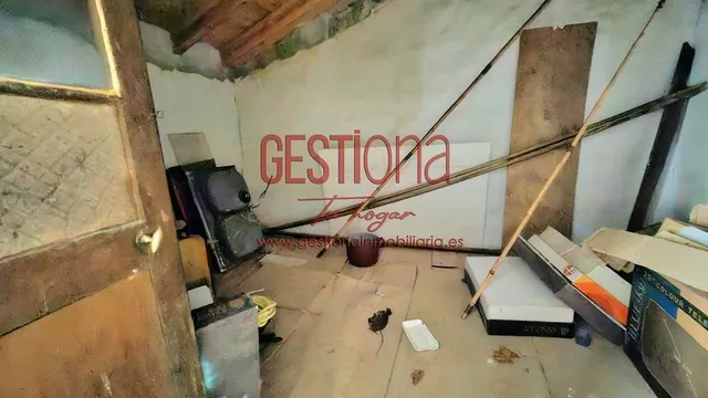 CASA PARA REFORMAR EN EL CENTRO DE RAMALES DE LA VICTORIA. — 36