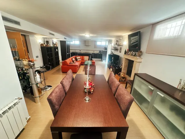 Gran Chalet  en Ocaña, Toledo. — 24