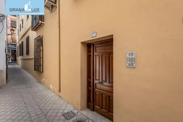 PISO TURÍSTICO JUNTO PLAZA DE DERECHO - GRANADA — 16