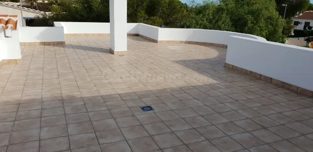 Villa 3 habitaciones en venta - La Zenia - foto 2