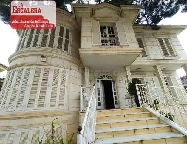 Magnifico chalet en zona urbana, Elda - foto 2