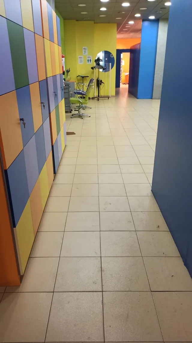 LOCAL COMERCIAL EN ALQUILER - ZONA PLAZA DE TOROS, GRANADA — 41