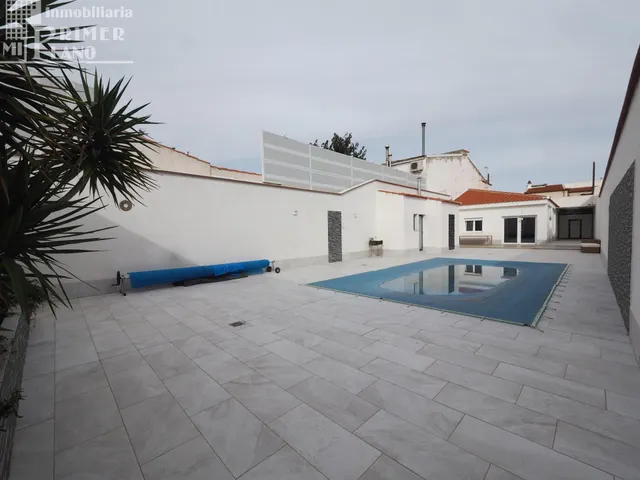 Espectacular Casa Tipo Chalet con Piscina Privada en Tomelloso — 8