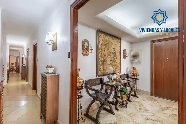 GRAN PISO EN CALLE RECOGIDAS — 26