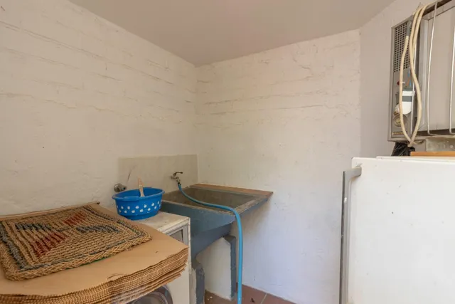 CASA PARA REFORMAR CENTRO ALBUÑUELAS 3 VIVIENDAS EN UNA — 13