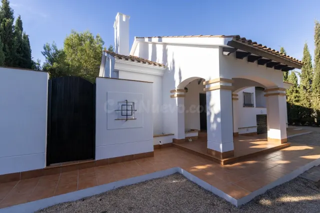 MARAVILLOSA VILLA EN ESTILO MEDITERRANEO DE 3 DORMITORIOS CO - foto 4