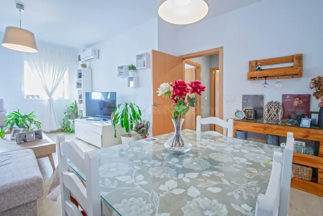 Magnifico piso en Tomares, en edificio Zalema con garaje y t - foto 4
