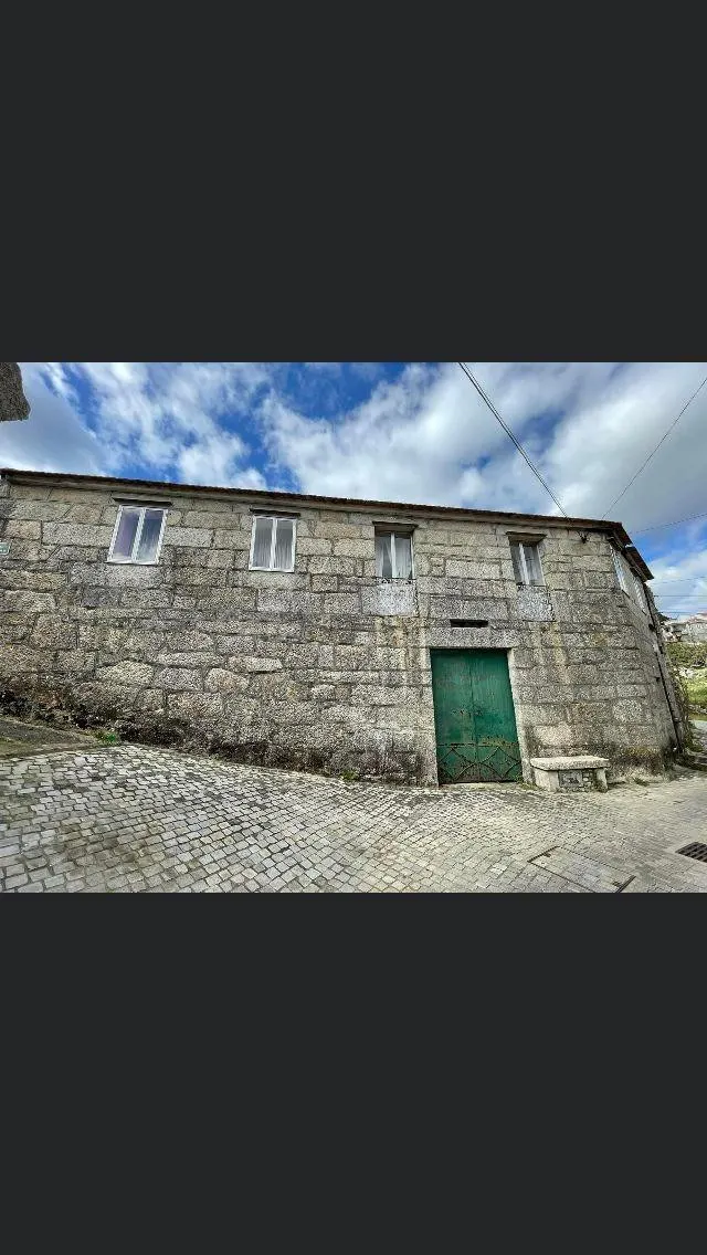 Casa de piedra para reformar