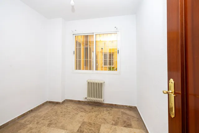 VENTA DE PISO EN PLAZA EINSTEIN – GRANADA — 10